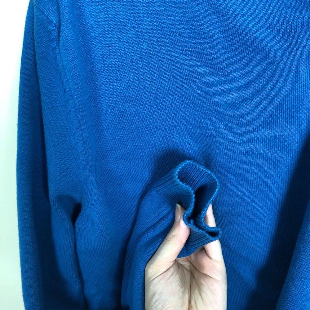Lacoste Blue Sweater - Picture 5 of 6